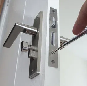 Father Son Locksmith Store Houston, TX 713-470-0694 - lock-opening